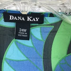 Dana Kay Tops - Women’s Dana Kay sheer cover up size 24W Dana Kay Tops - Women’s Dana Kay sheer cover up size 24W